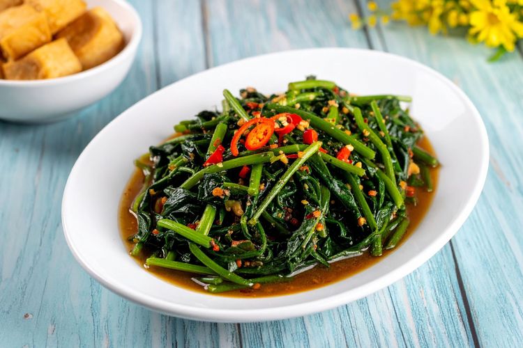 Ilustrasi cah kangkung sambal pedas