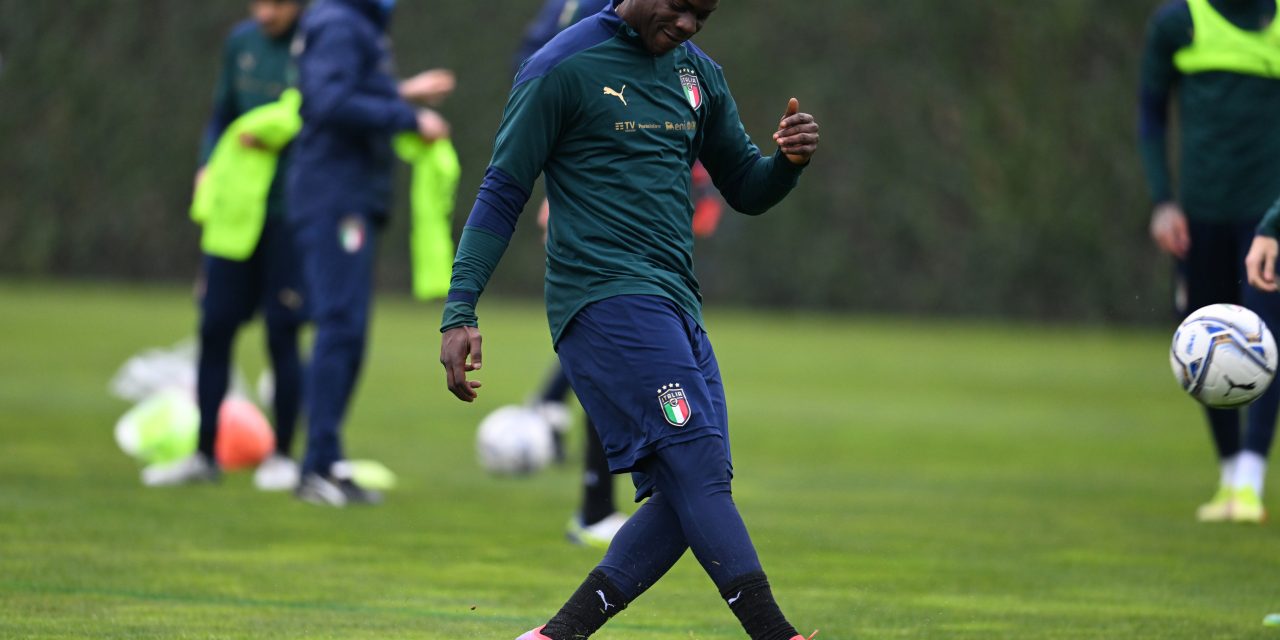 Resmi Mario Balotelli Memulai Babak Baru Bersama Al-Ittifaq