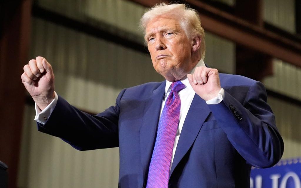 Trump Desak NATO Bertindak di Selat Hormuz yang Ditutup Iran