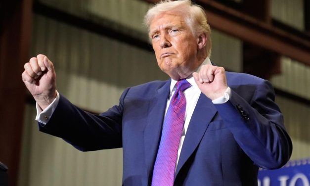 Trump Desak NATO Bertindak di Selat Hormuz yang Ditutup Iran