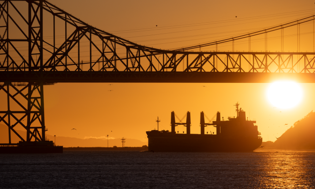 Iran Buka Jalur Untuk Kapal Pakistan Melintas di Selat Hormuz