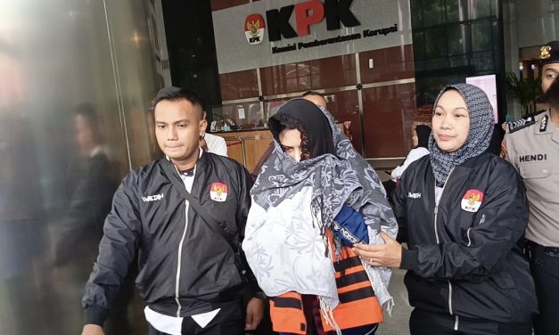 Usai OTT, KPK Tetapkan Bupati Pekalongan Jadi Tersangka