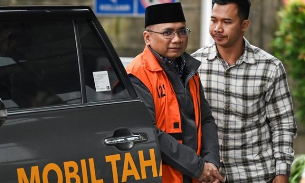 Yaqut Cholil Qoumas Diperiksa KPK, Kembali Ditahan di Rutan