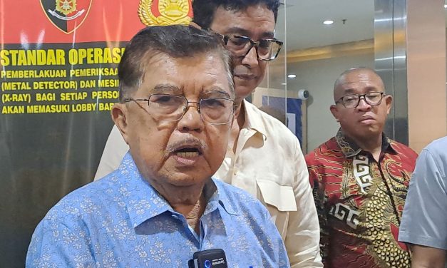 JK Polisikan Rismon Sianipar terkait Tuduhan Dana Ijazah Jokowi