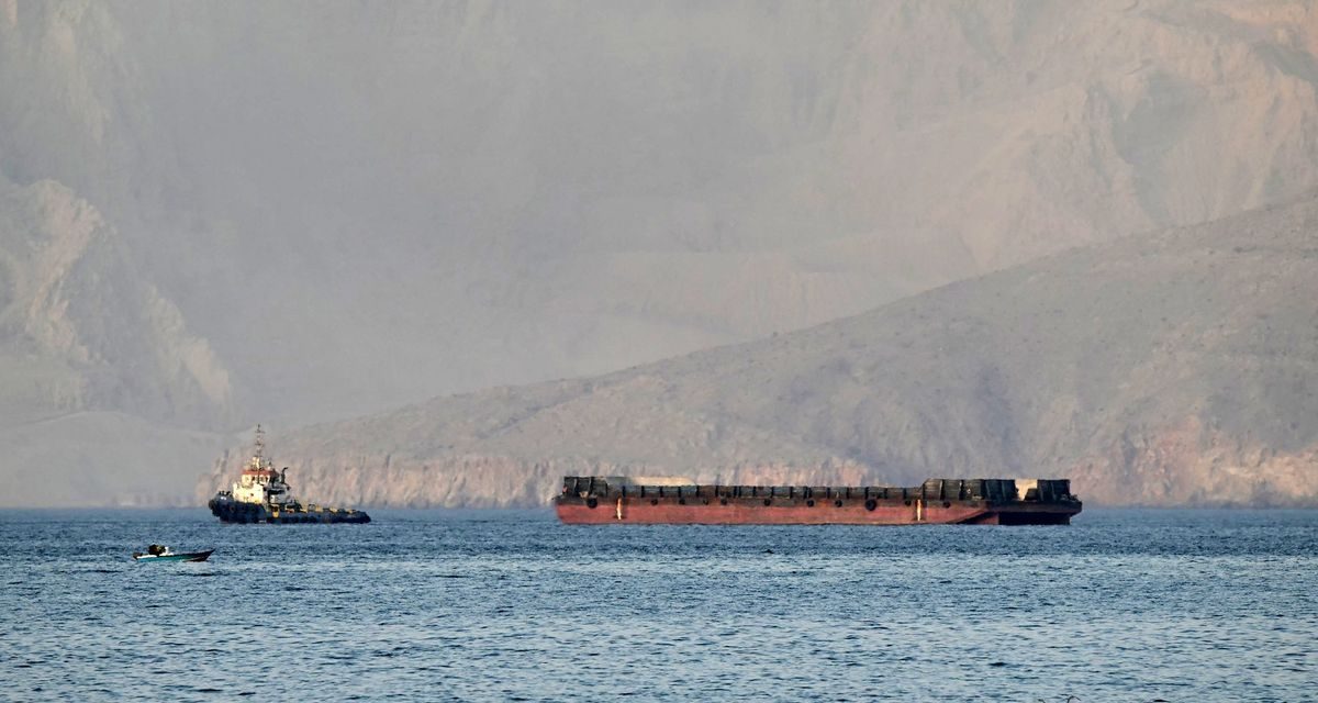 Iran Hadapi Blokade AS di Selat Hormuz dengan Jalur Alternatif