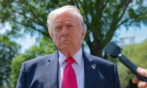 AS vs Iran Memanas: Trump Klaim Posisi Kuat Jelang Negosiasi