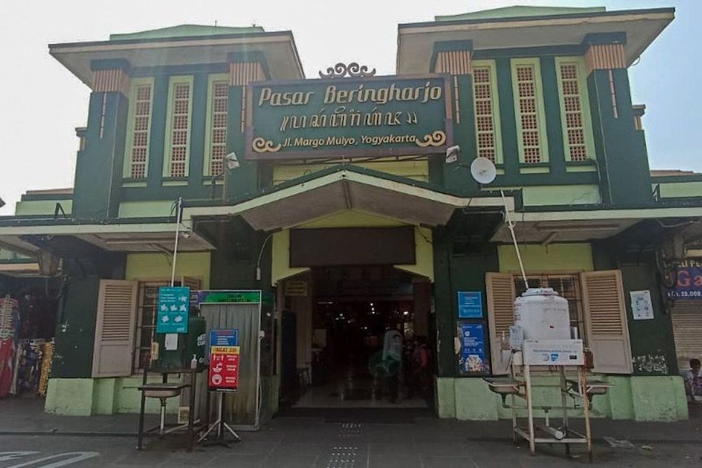 Beringharjo Yogyakarta
