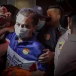 Peluang Bebas Roy Suryo Dokter Tifa Kasus ITE Masih Terbuka