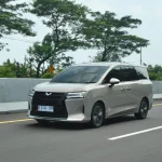 Wuling Darion PHEV Jadi Andalan Perjalanan Jauh Keluarga