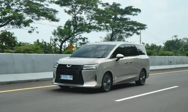 Wuling Darion PHEV Jadi Andalan Perjalanan Jauh Keluarga