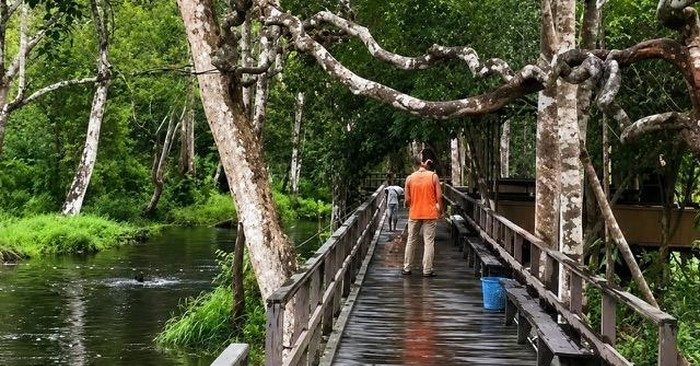 Pemandian Air Merah Tepian Bak, Wisata Unik di Pangkalan Bun