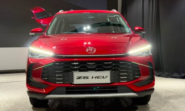 MG ZS Hybrid+ Resmi Hadir, VinFast Tawarkan Beli Putus Motor Listrik, Mitsubishi Dorong Insentif Hybrid