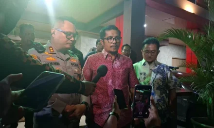 Pengemudi Alphard Sujud Minta Maaf, Sekuriti Pilih Berdamai