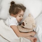 Jam Tidur Anak Berubah Saat Liburan, Waspadai Social Jetlag