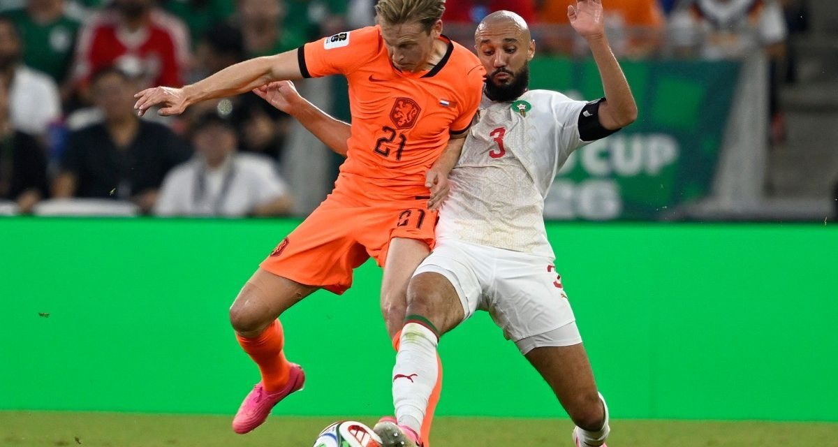 Frenkie de Jong Terancam Absen Empat Bulan karena Cedera Lutut