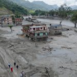 Perubahan Iklim Diduga Perparah Bencana Gletser Nepal-Tibet