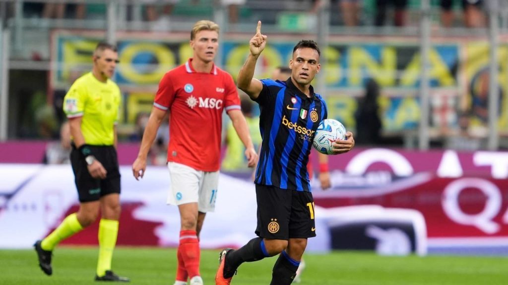 Lautaro Martinez membawa Inter Milan menang 3-2 atas Napoli di Serie A 2026/2027