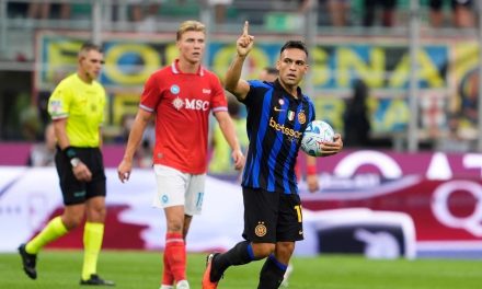 Inter Milan Comeback Dramatis, Taklukkan Napoli 3-2 Berkat Dua Gol Lautaro Martinez